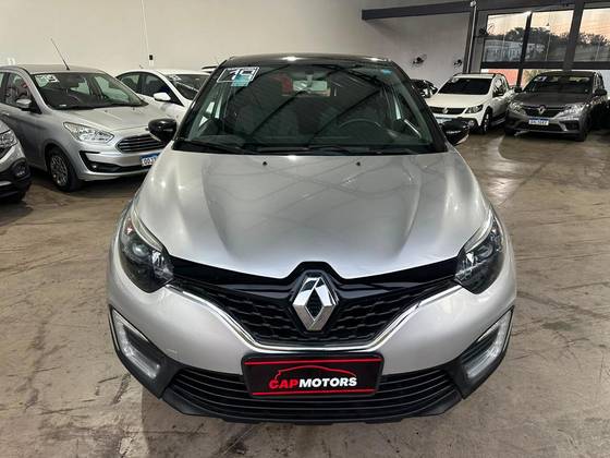 RENAULT CAPTUR 1.6 16V SCE FLEX INTENSE X-TRONIC RENAULT CAPTUR 1.6 16V SCE FLEX INTENSE X-TRONIC